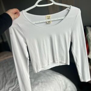 Cropped Long-Sleeve Scoop Neck Top - White